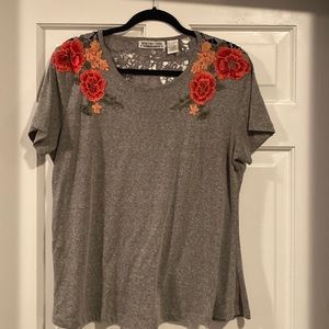 New Direction Top    Floral detail